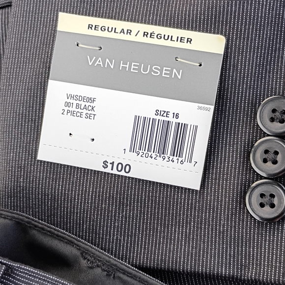 Classic Black Boy's Suit - Picture 3 of 4